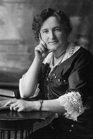 Nellie McClung (1873 - 1951)
